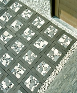 Garden Tile 40×40 – Rustic Grey with mix white and grey mosaic stone